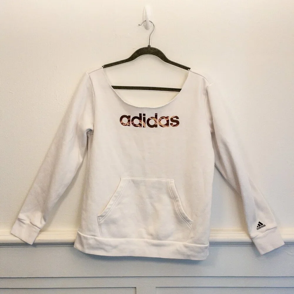 Adidas White Leopard Print Logo Fleece Pullover Sweatshirt – Women’s Size S